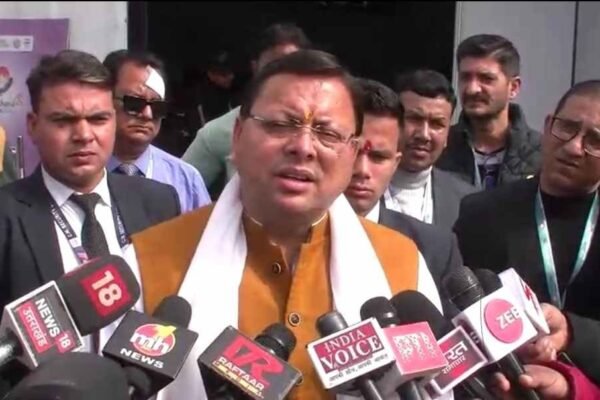 सीएम धामी ने सार्वजनिक अवकाश किया घोषित, सचिवालय और कोषागार को छोड़कर सभी जगह रहेगा अवकाश