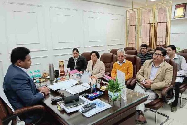 चारधाम यात्रा की तैयारियों में जुटी धामी सरकार, जल्द जारी होगी स्वास्थ्य एडवाइजरी, 50 वर्ष से अधिक आयु वर्ग के श्रद्धालुओं को करना होगा स्वास्थ्य प्रोफाइल अपलोड- डॉ आर राजेश कुमार