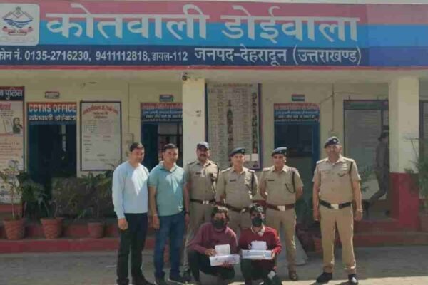 बंद घर में हुई चोरी की घटना का दून पुलिस ने किया खुलासा, 2 शातिर चोरों को किया गिरफ्तार