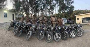 मॉडिफाईड साइलेंसर लगी 27 रॉयल इनफील्ड बुलेट मोटरसाइकिल को दून पुलिस ने किया सीज