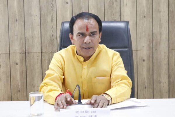 आयुष्मान योजना से जुड़ी समस्याओं का समय पर हो निस्तारण – डॉ. धन सिंह रावत