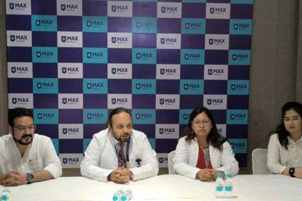 मैक्स हॉस्पिटल देहरादून ने 31 वर्षीय महिला की बचाई जान, पहली बार ECMO का इस्तेमाल कर किया इलाज