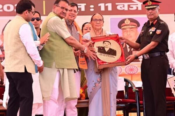 गौरव सैनिक सम्मान समारोह में सीएम धामी हुए शामिल, सैनिक परिवारों के लिए की कई घोषणाएं