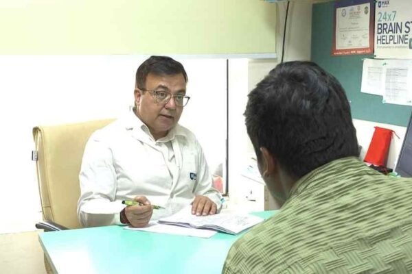 मैक्स सुपर स्पेशिलिटी हॉस्पिटल, देहरादून ने विश्व पार्किंसन दिवस पर लोगों को किया जागरूक