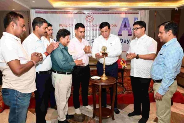 पीआरएसआई देहरादून चैप्टर द्वारा कार्यक्रम का आयोजन, एआई के दौर में भी मानवता को बनाए रखना जरूरी: डीजी सूचना