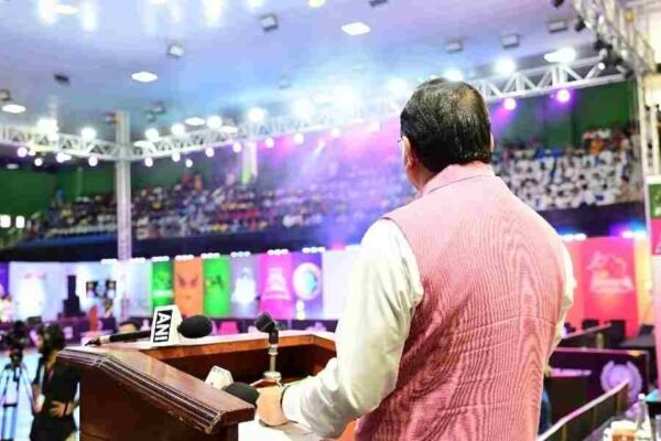 मुख्यमंत्री ने वंदना कटारिया इंडोर स्टेडियम रोशनाबाद में आयोजित युवा ऑल स्टार्स चैम्पियनशिप-2025 के समापन समारोह में किया प्रतिभाग