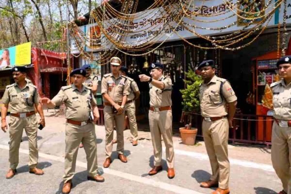 चार धाम यात्रा 2025 : पुलिस महानिदेशक ने ऋषिकेश, मुनि की रेती स्थित भद्रकाली और हरिद्वार में व्यवस्थाओं का किया स्थलीय निरीक्षण