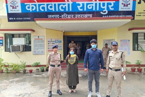 कलयुगी मां पर लगा अपने ब्वॉयफ्रेंड से अपनी बेटी का यौन शोषण कराने का आरोप: भाजपा ने महिला को पार्टी से किया निष्कासित