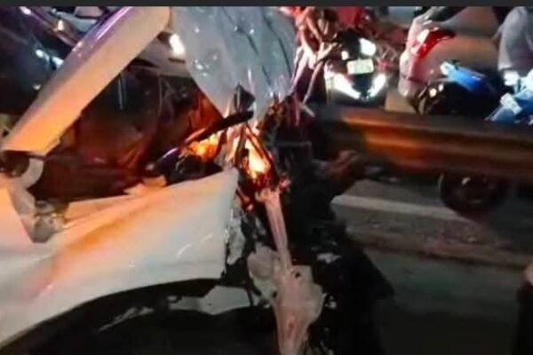 देहरादून में बड़ा हादसा आठ गाडियां आपस में भिड़ी: देखें वीडियो