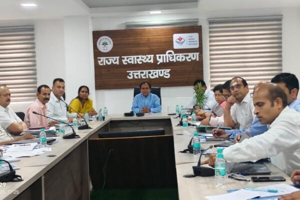 गोल्डन कार्ड की विसंगतियां होंगी दूरः डॉ. धन सिंह रावत*