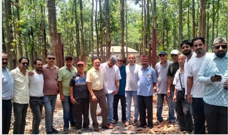उत्तराखंड में माफिया बड़े कमाल के, खलंगा के जंगल में,22पेड़ काट दिए साल के, कारनामे सामने आए अशोक अग्रवाल के