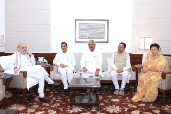 LUCC फ्रॉड पर कड़ी कार्रवाई की मांग को लेकर केंद्रीय गृह मंत्री से उत्तराखड के सांसदों की भेंट