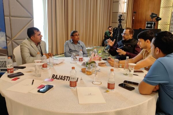 एक ही मंच पर चिंतन, मंथन और निष्कर्ष