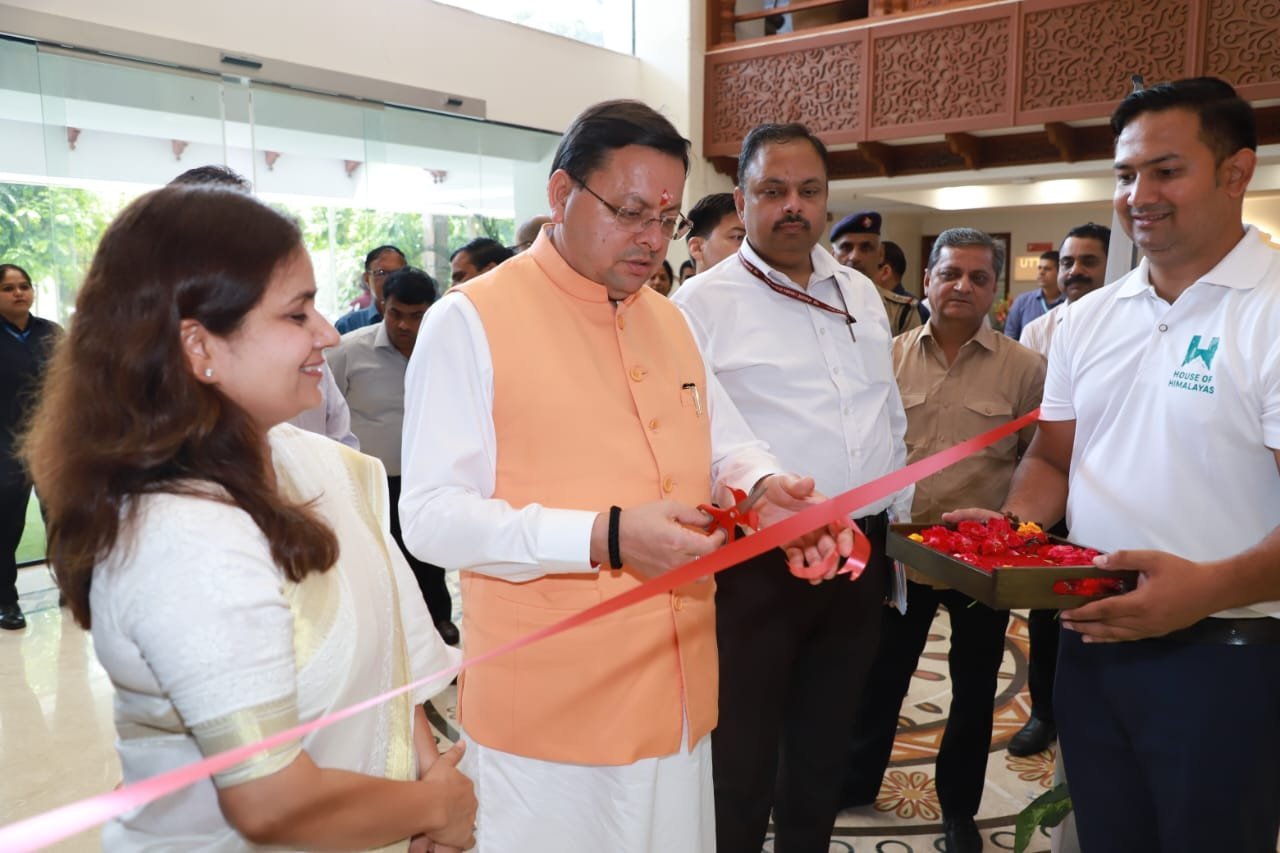 मुख्यमंत्री ने किया ‘हाउस ऑफ हिमालयाज’ आउटलेट का उद्घाटन