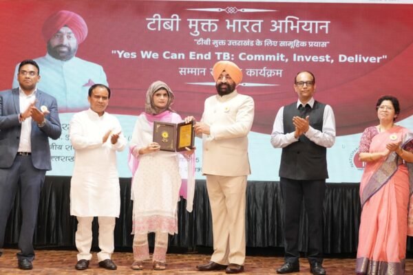 सहकारिता को ज़मीनी स्तर पर काम करे अधिकारी: डॉ धन सिंह रावत