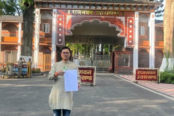 राजभवन पहुंचा डबल वोटर का मामला, याचिकाकर्ता ने की शिकायत