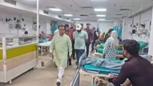 स्वास्थ्य मंत्री डॉ. रावत ने परखी दून और कोरोनेशन अस्पताल की व्यवस्थाएं