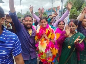 उत्तराखंड में महज 21 साल की उम्र में प्रधान बनी चमोली की प्रियंका नेगी