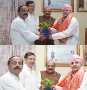 विधायक प्रीतम सिंह सहित कांग्रेस प्रतिनिधिमंडल ने श्री दरबार साहिब में टेका मत्था