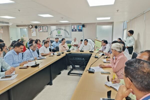 मुख्यमंत्री पुष्कर सिंह धामी के निर्देश पर अवैध निर्माणों के खिलाफ सख्ती, एमडीडीए उपाध्यक्ष ने दिए ताबड़तोड़ कार्रवाई के निर्देश