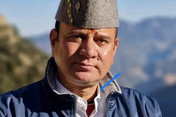 BIG BREAKING: चमोली कांग्रेस जिलाध्यक्ष मुकेश नेगी ने दिया इस्तीफा.