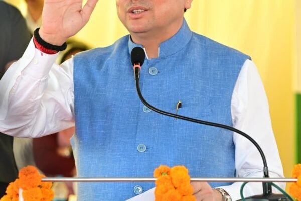 सीएम धामी ने खटीमा गोलीकांड के शहीदों को दी श्रद्धांजलि