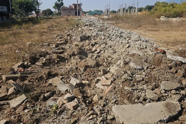 एमडीडीए का अवैध प्लॉटिंग पर करारा प्रहार, रानीपोखरी–थानों में बड़ी कार्रवाई, 22–27 बीघा में फैली अवैध प्लॉटिंग ध्वस्त