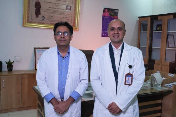 श्री महंत इन्दिरेश अस्पताल में स्तन कैंसर पीड़ित महिला का पूरा स्तन हटाकर नया स्तन बनाया