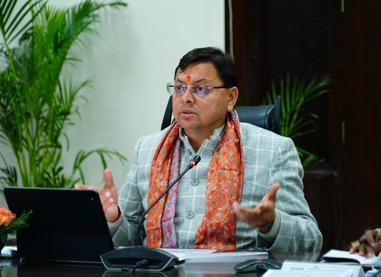 सीएम धामी के सख्त निर्देश: कानून व्यवस्था से कोई समझौता नहीं”*