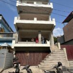 प्राधिकरण क्षेत्रान्तर्गत विभिन्न क्षेत्रों में अवैध बहुमंजिला निर्माणों पर प्राधिकरण की सख़्त कार्रवाई