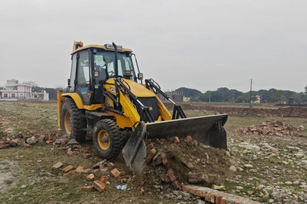 एमडीडीए की सख़्त कार्रवाई : अवैध प्लॉटिंग पर चला बुलडोज़र, 10 बीघा क्षेत्र में ध्वस्तीकरण