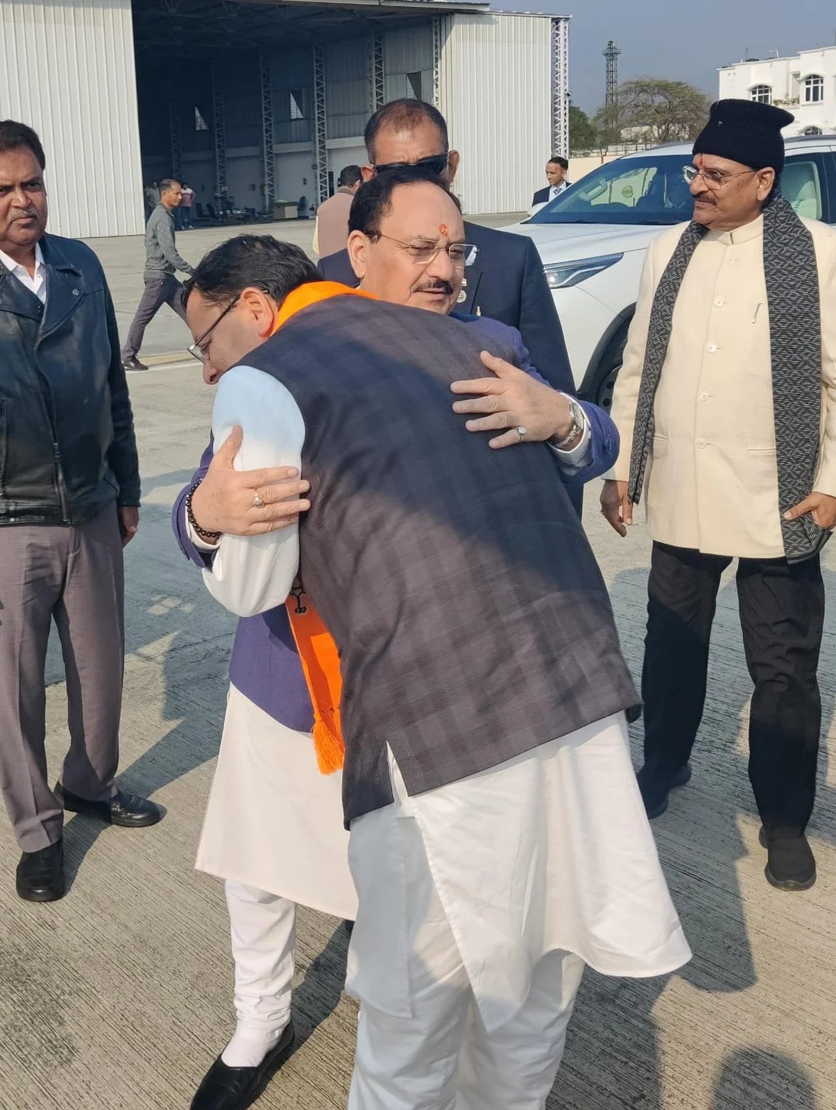 उत्तराखंड में आए जेपी नड्डा, सीएम धामी की कुर्सी पर लगाकर गए मजबूत अड्डा