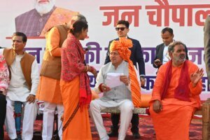 सीएम धामी हरिद्वार में एक्शन मोड में – चौपाल में सुनी समस्याएं, मौके पर दिए समाधान के आदेश