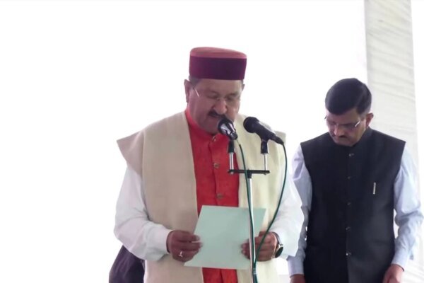 धाकड़ धामी की दिखी धमक: रूद्रप्रयाग विधायक भरत सिंह चौधरी समेत इन पांच विधायकों ने ली मंत्री पद की शपथ