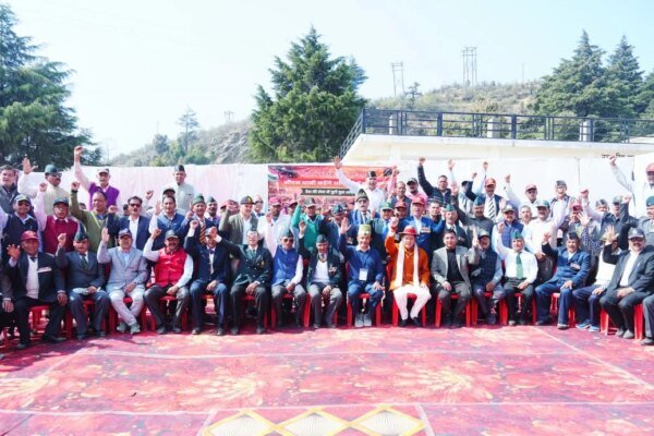 मुख्यमंत्री ने भराड़ीसैंण में अग्निवीर कैडेट्स से किया संवाद