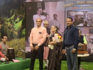 दूरदर्शन ने किया चंद्र सिंह राही परिवार की चार पीढ़ियों का अभिनंदन