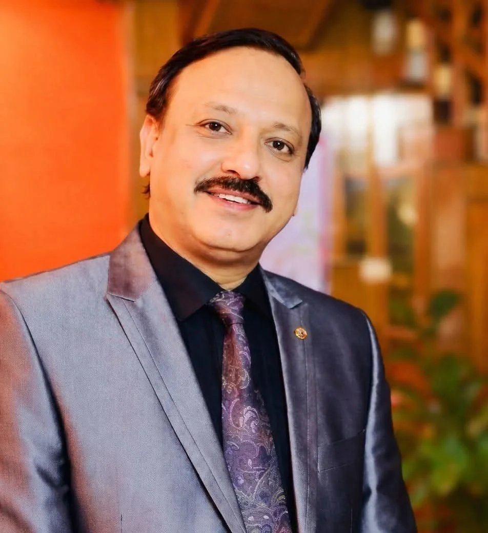 देवभूमि के ‘धन्वंतरि’: डॉ. महेश कुड़ियाल— सेवा, समर्पण और संकल्प का एक उज्ज्वल अध्याय