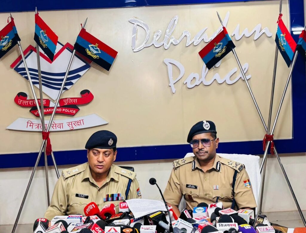 धामी पुलिस की कार्रवाई दमदार, अपराधियों की कमर तोड़ रहा आप्रेशन प्रहार 17 साल बाद मुठभेड़ में मारा गया बदमाश