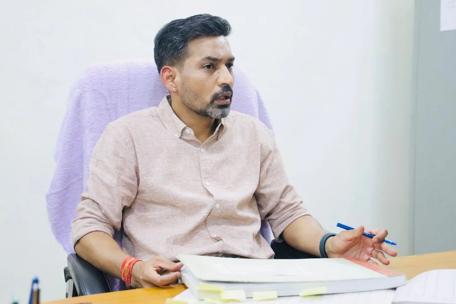 देहरादून को मिला नया नेतृत्वः डॉ. आशीष चौहान ने संभाली जिलाधिकारी की कमान,