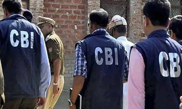 उत्तराखंड में 800करोड़ के LuCCचिटफंड घोटाले में CBIका बड़ा एक्शन दो मास्टरमाइंड गिरफ्तार