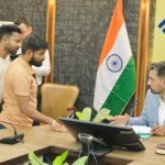 समाधान दिवस पर डीएम ने सुनी 171 फरियादियों की समस्याएं, अधिकांश मामलों का ऑन द स्पॉट निस्तारण