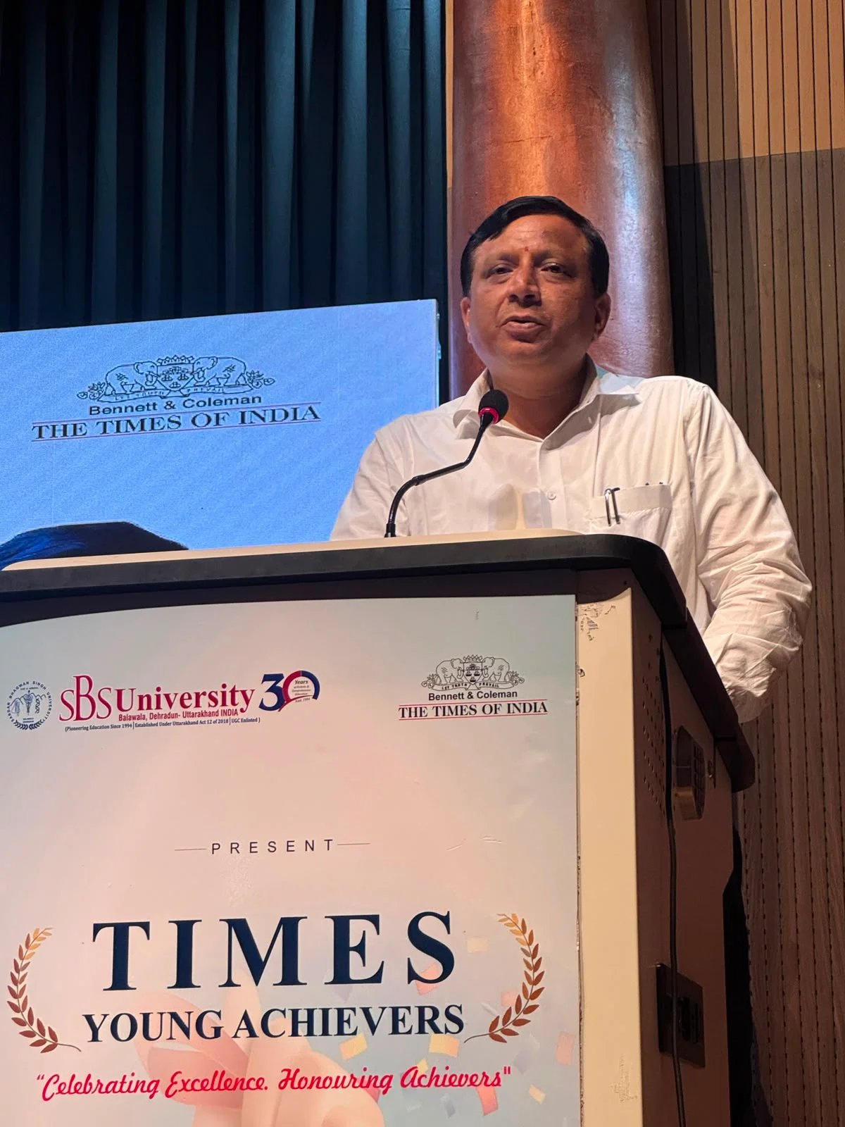 सफलता का आधार केवल अंक नहीं, चरित्र और संस्कार भी जरूरी : डीजी सूचना बंशीधर तिवारी