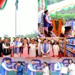 स्वतंत्रता दिवस पर मुख्यमंत्री पुष्कर सिंह धामी ने परेड ग्राउंड में किया ध्वजारोहण,की महत्वपूर्ण घोषणाएं