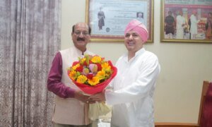 स्वास्थ्य मंत्री सुबोध उनियाल ने श्री दरबार साहिब में टेका मत्था
