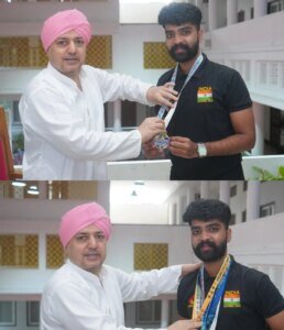 श्री गुरु राम राय विश्वविद्यालय के कराटे चैम्पियन हर्ष व्यास स्काॅटलैण्ड में परचम लहराने को तैयार